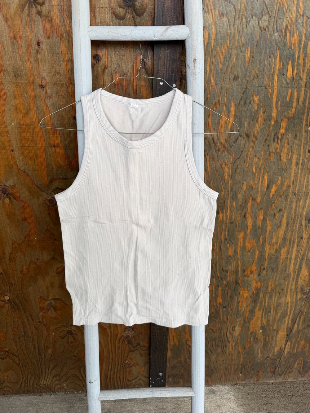 Danskin Cream Ribbed Scoop Neck Tank Top
